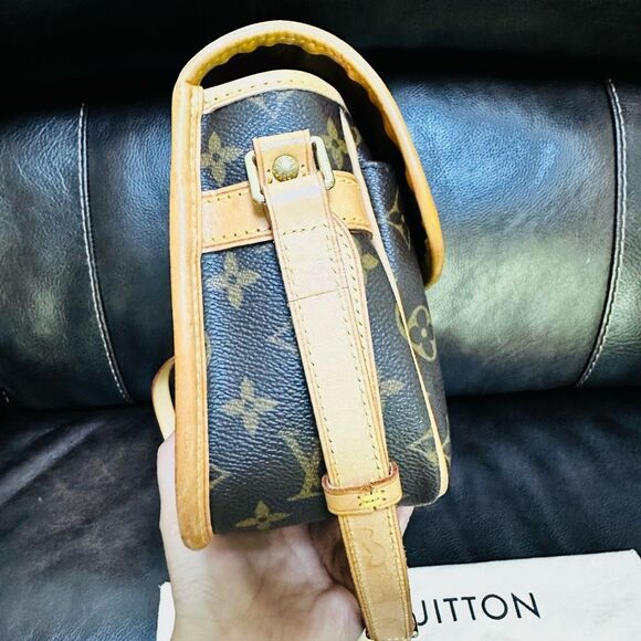 Louis Vuitton Sologne Monogram - Picture 3 of 16